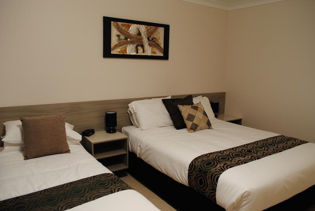 David Motor Inn Rockhampton Δωμάτιο φωτογραφία